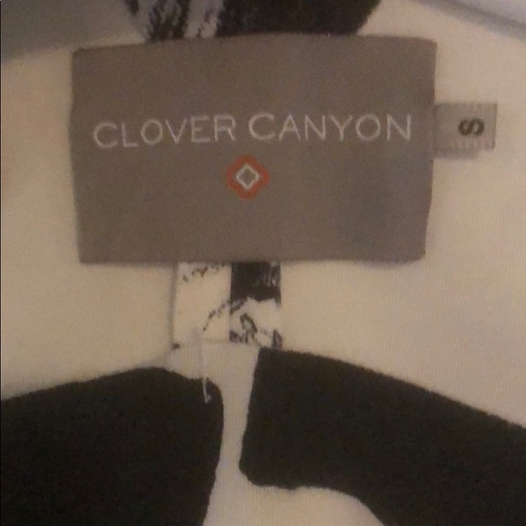 Matching 2-piece crop top and skirt! - Picture 3 of 5